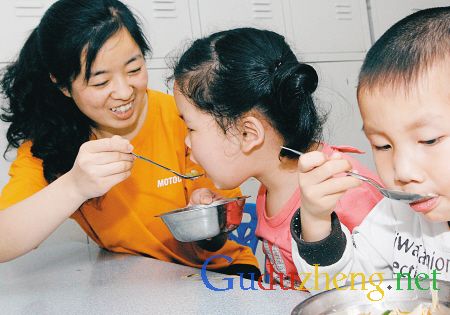 特殊媽媽與她的孩子們(組圖)