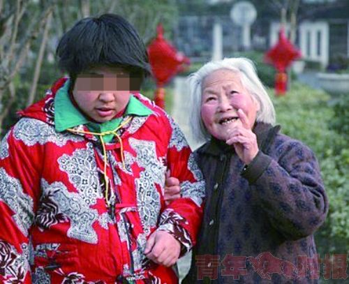 “我要是走了，她怎么辦？”(圖)